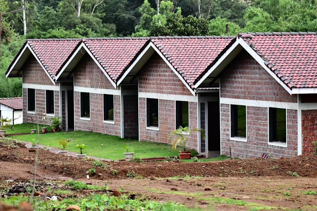 100 Genius DIY Projects Under $100: Transform Your Home Without Breaking the Bank